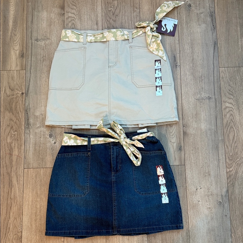 Gloria Vanderbilt Beige and Denim Skorts